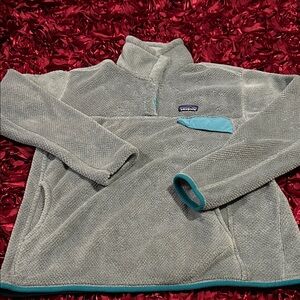 Patagonia Gray and Teal Sweatshirt